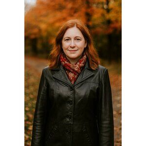 Wilsons Leather Womens Large Button Up Leather Jacket Black